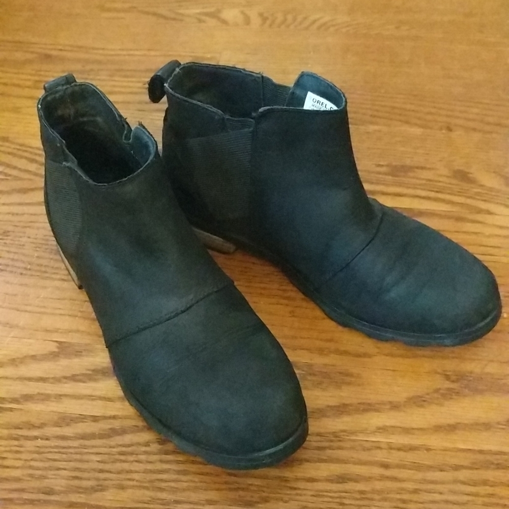 Sorel Women boots casual size 7.5 waterproof